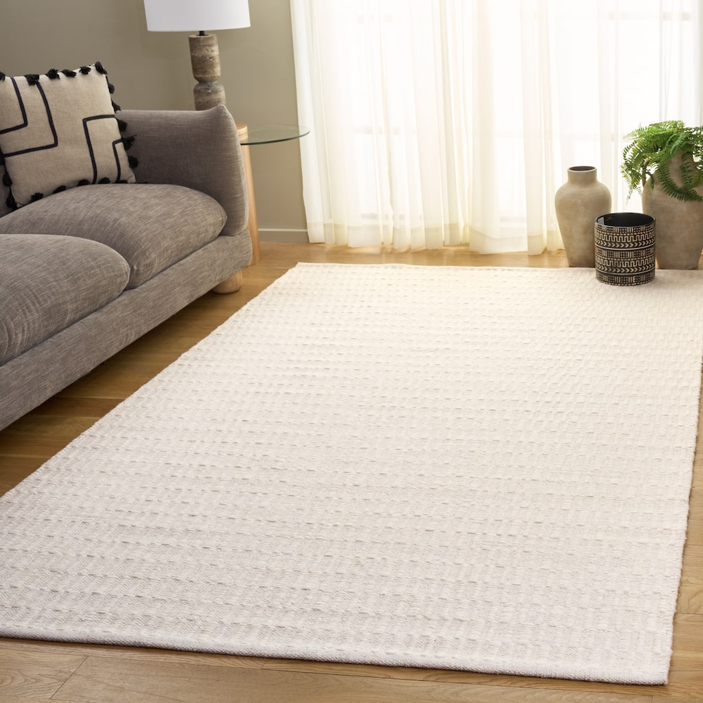 SAFAVIEH Handmade Vermont Rojka Wool Rug