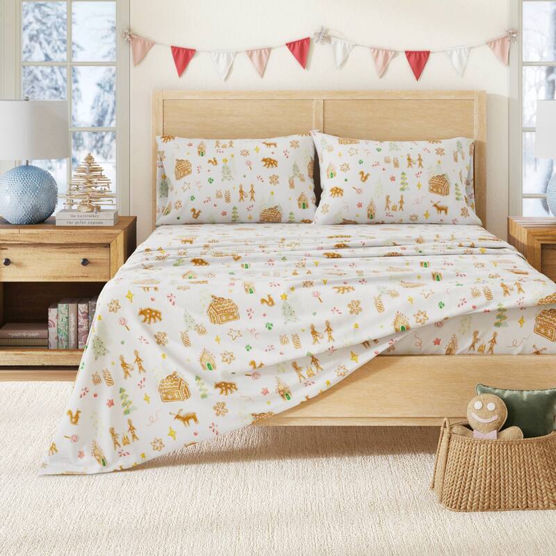 Linery & Co. Ultra-Soft Turkish Cotton Flannel Christmas Print Sheet Set - Queen - Gingerbread Lane