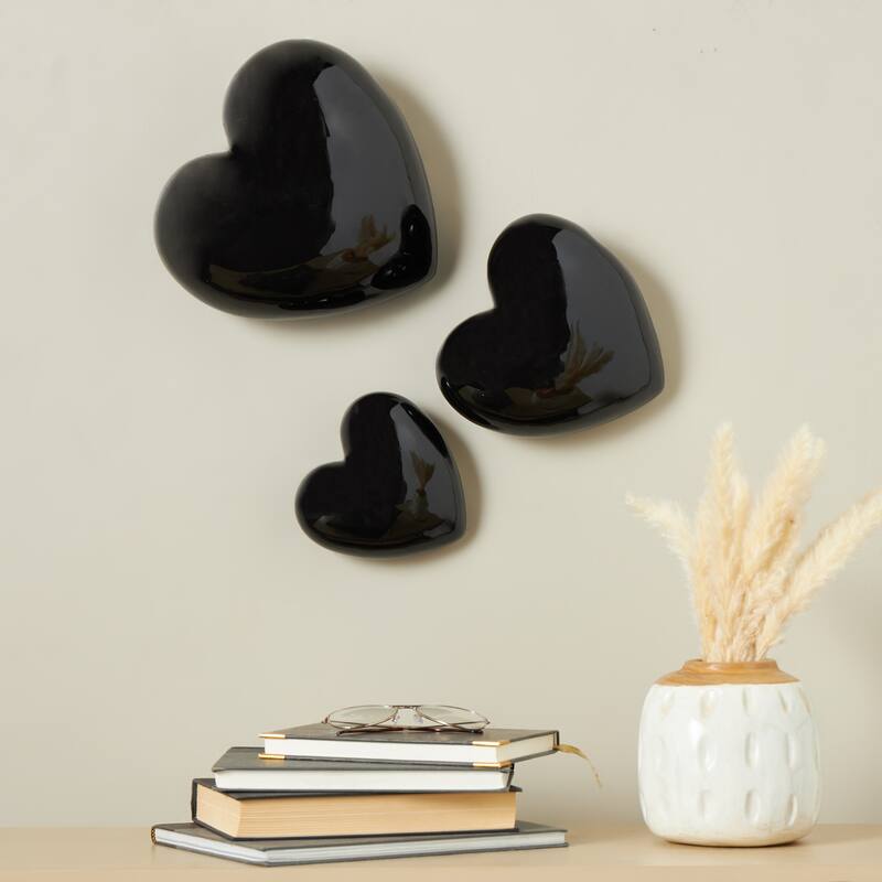 Ceramic Heart Slanted Home Wall Decor with Varying Sizes - Set of 3 Black, Gold, Silver, White - Roche River Decor