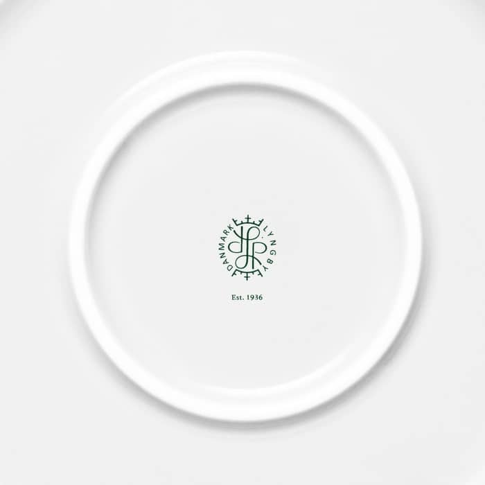 Lyngby Porcelæn Rhombe Serving Bowl, White - Ø: 11.2"
