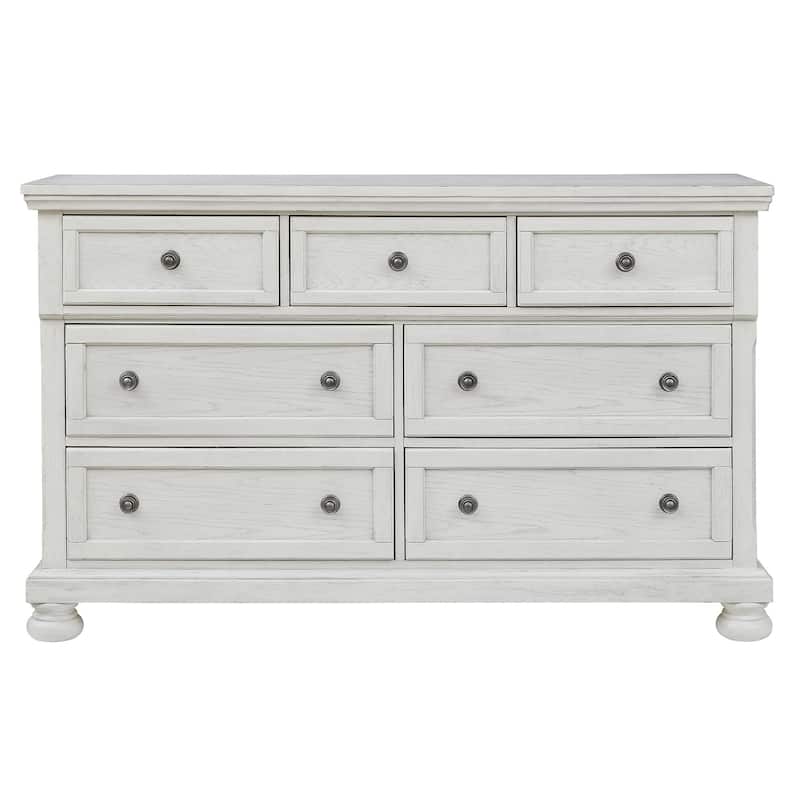 Signature Design by Ashley Robbinsdale 7 Drawer Dresser