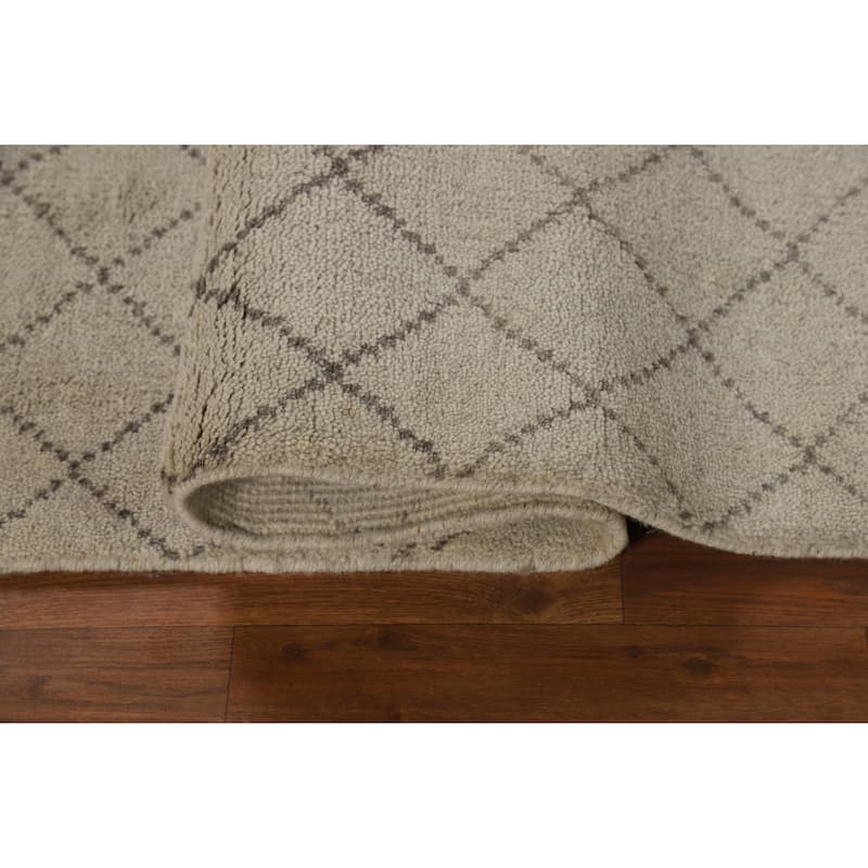 Trellis Moroccan Runner Rug Hand-Knotted Oriental Wool Carpet - 2'6" x 7'6"