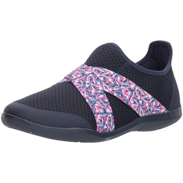 crocs swiftwater cross strap