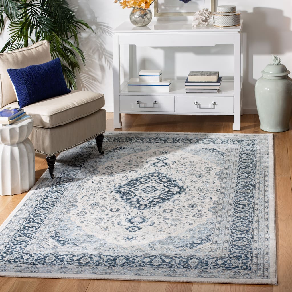 SAFAVIEH, Isabella Collette Traditional Oriental Rug