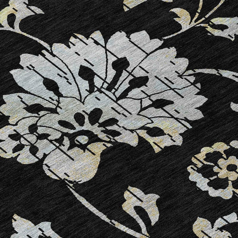 HomeRoots Floral Transitional Rectangle Outdoor Rug