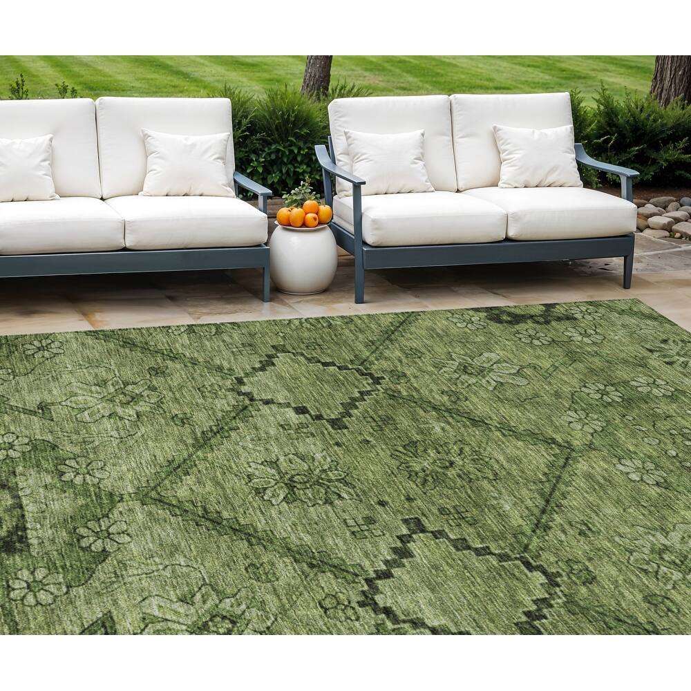 HomeRoots Floral Transitional Rectangle Outdoor Rug