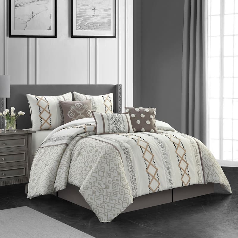 Nanshing Trina Embroidered 7-Piece Comforter Set