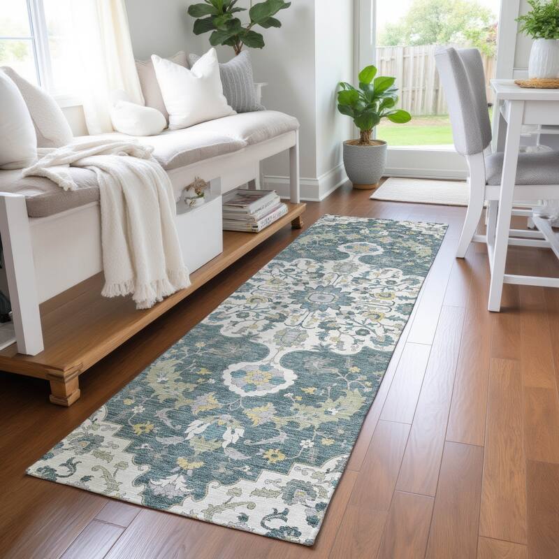 Machine Washable Indoor/ Outdoor Traditional Indore Chantille Rug