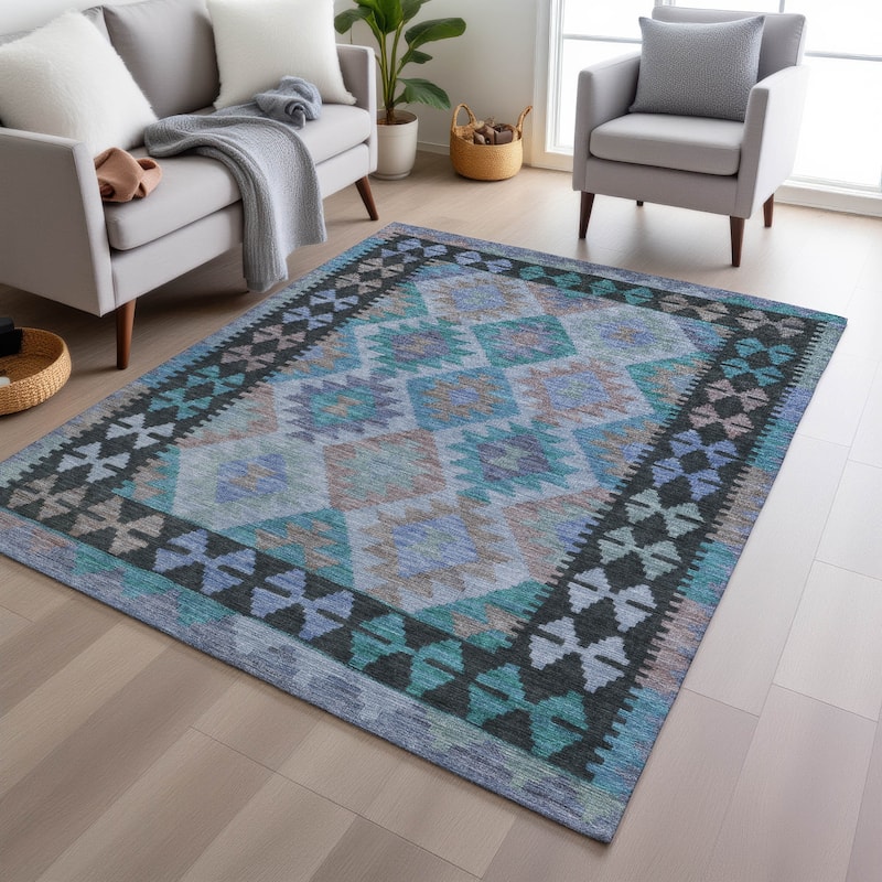 Machine Washable Indoor/ Outdoor Boho Global Chantille Rug