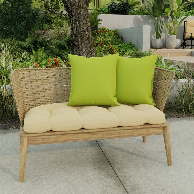 16" x 16" Green Solid Outdoor Throw Pillow (Set of 2) 6.75X17.87X20