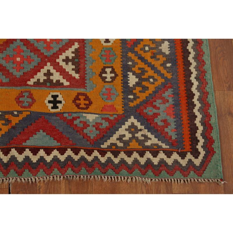 Vegetable Dye Kilim Qashqai Nomadic Persian Vintage Wool Carpet - 5'5"x 8'11"