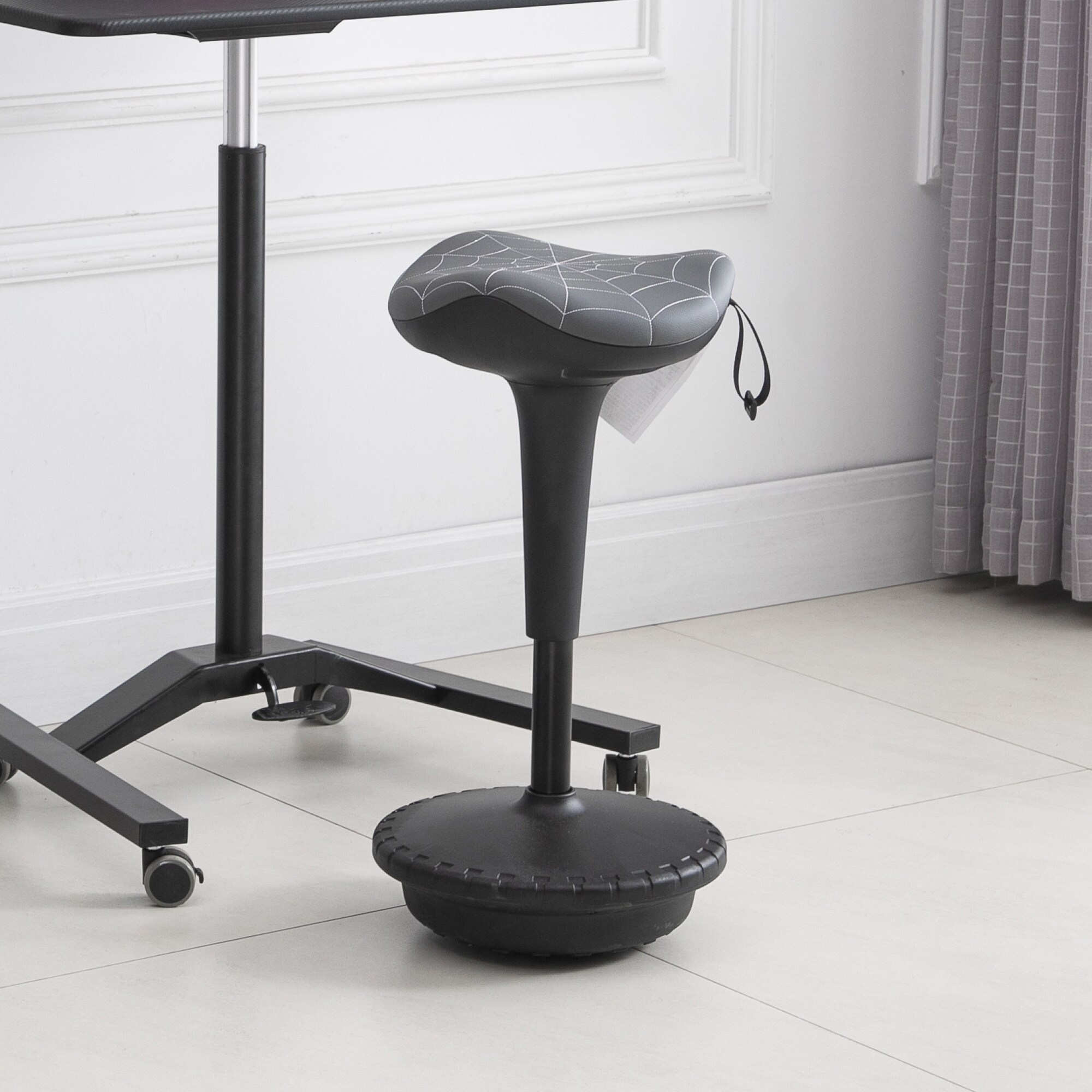 https://ak1.ostkcdn.com/images/products/is/images/direct/b285d570e4ff73bb9d936e921509f4b9d28ab08a/Vinsetto-Lift-Wobble-Stool-Standing-Desk-Chair-360%C2%B0-Swivel%2C-Tilting%2C-with-Adjustable-Height-and-Saddle-Seat%2C-Grey.jpg