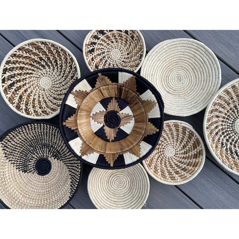 Set Of 8 Natural Color Wall Hanging Baskets 7.5"-12"