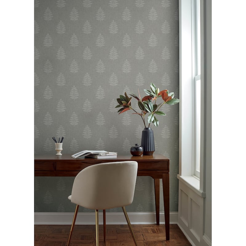 Chesapeake Frond Charcoal Leaf Wallpaper