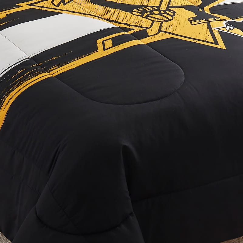 NHL Pittsburgh Penguins Officially Licenced Comforter & Sham set
