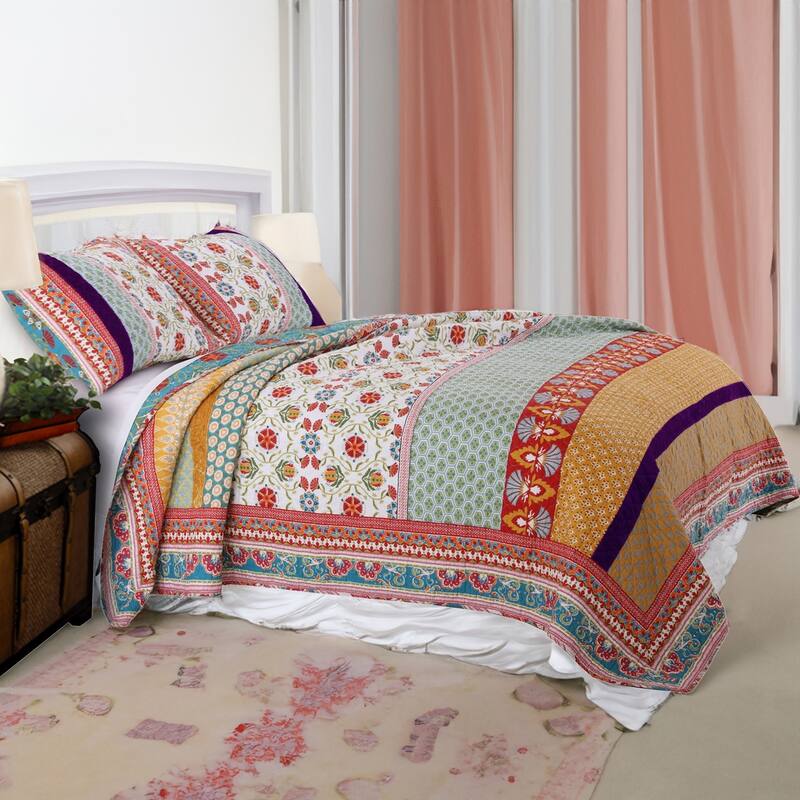 Geometric and Floral Print Full Size Quilt Set with 2 Shams, Multicolor