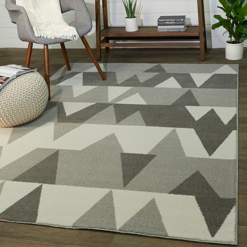 Modern Multicolor Geometric Contemporary Area Rug - 6'7" x 9' - Grey - Rectangle