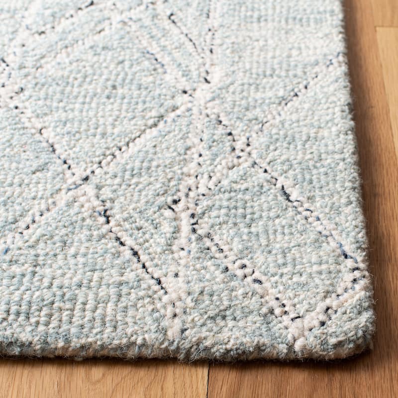 SAFAVIEH Handmade Micro-Loop Bernie Modern Wool Rug