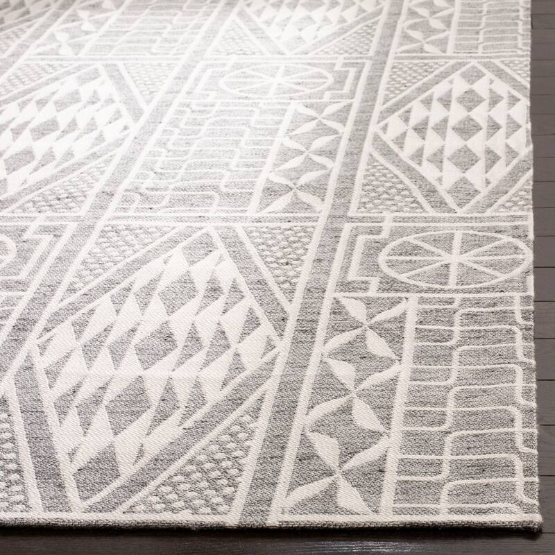 SAFAVIEH Handmade Marbella Hajo Modern Polyester Rug
