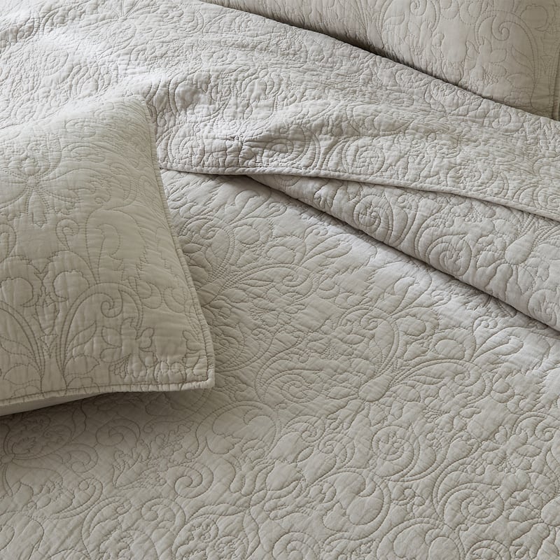 Patina Vie Maison 100% Cotton Stitched 3 Piece Quilt and Sham Set