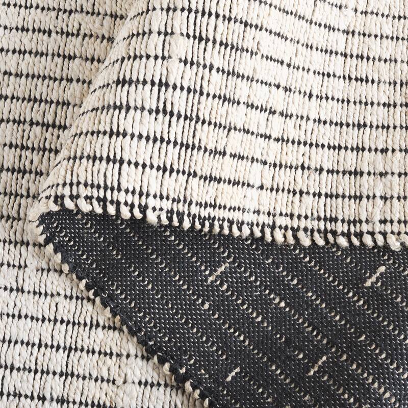 SAFAVIEH Hand-Loomed Natural Fiber Karmiya Casual Jute Rug