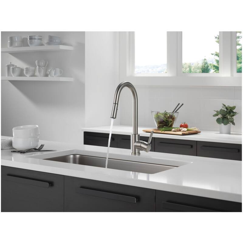 Peerless P7946LF Precept 1.5 GPM Deck Mounted Pull Down Kitchen Faucet