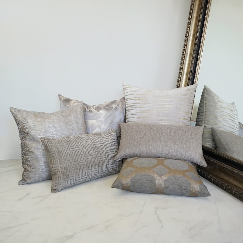 Davos Fog Decorative Throw Pillow