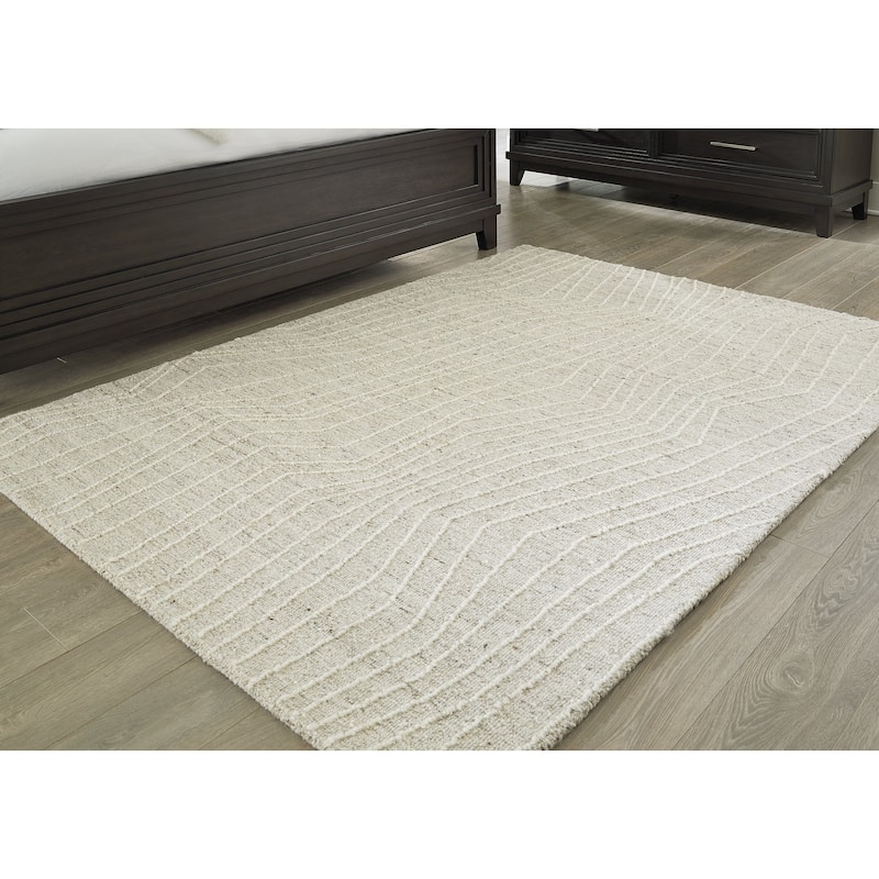 Signature Design by Ashley Varahill Gray/Ivory Rug - 60.13" W x 84.25" D x 0.75" H