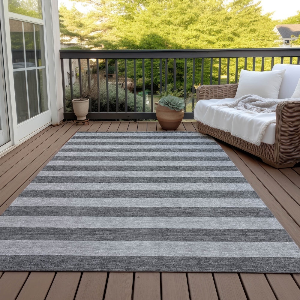 Machine Washable Indoor/ Outdoor Cabana Stripe Chantille Rug