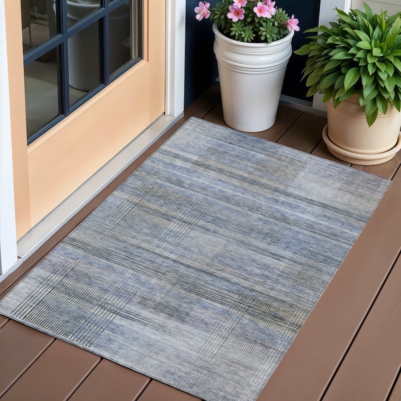 HomeRoots Striped Transitional Rectangle Outdoor Rug - 3' x 5'