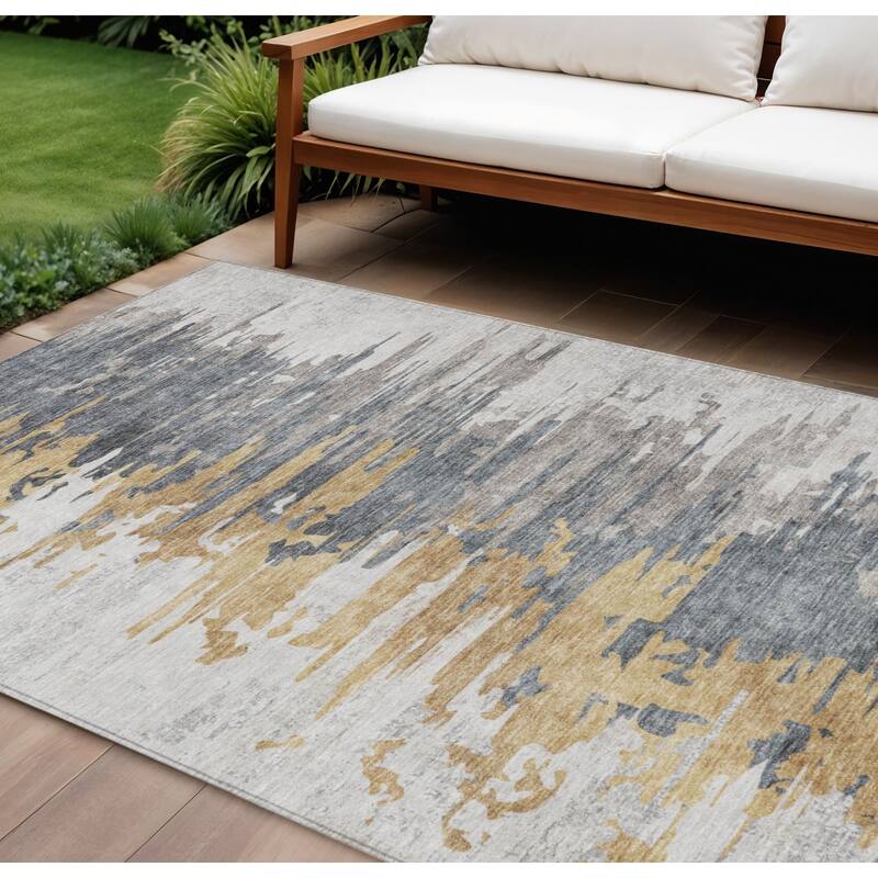 HomeRoots Abstract Transitional Rectangle Outdoor Rug - 10' X 14'