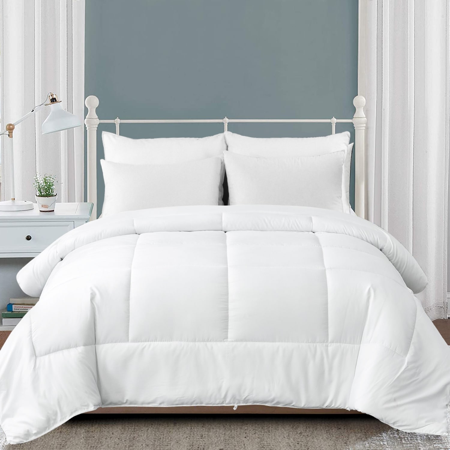 https://ak1.ostkcdn.com/images/products/is/images/direct/b2a9de94185b850fa81fedf78993ea542e074f1c/Lightweight-White-Down-Alternative-Comforter-With-Box.jpg