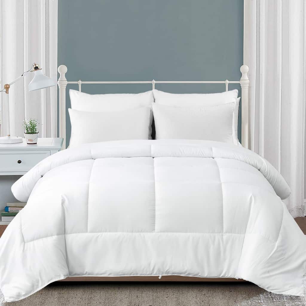 Lightweight White Down Alternative Comforter With Box