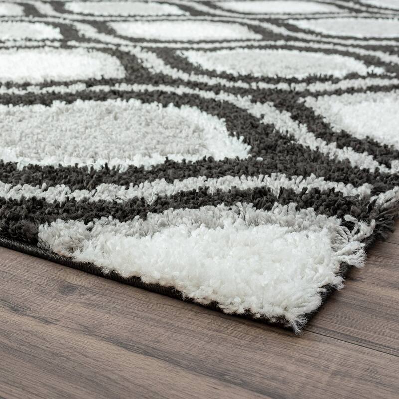 Upscale Shag Modern & Contemporary Geometric Indoor Area Rug