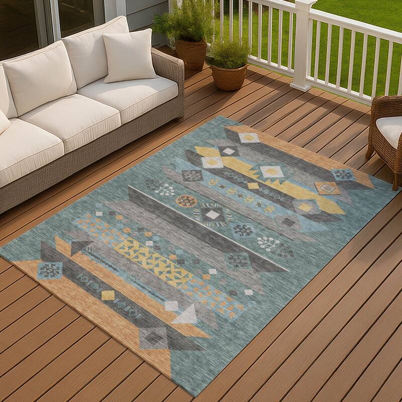 Machine Washable Indoor/ Outdoor Global Tuca Chantille Rug