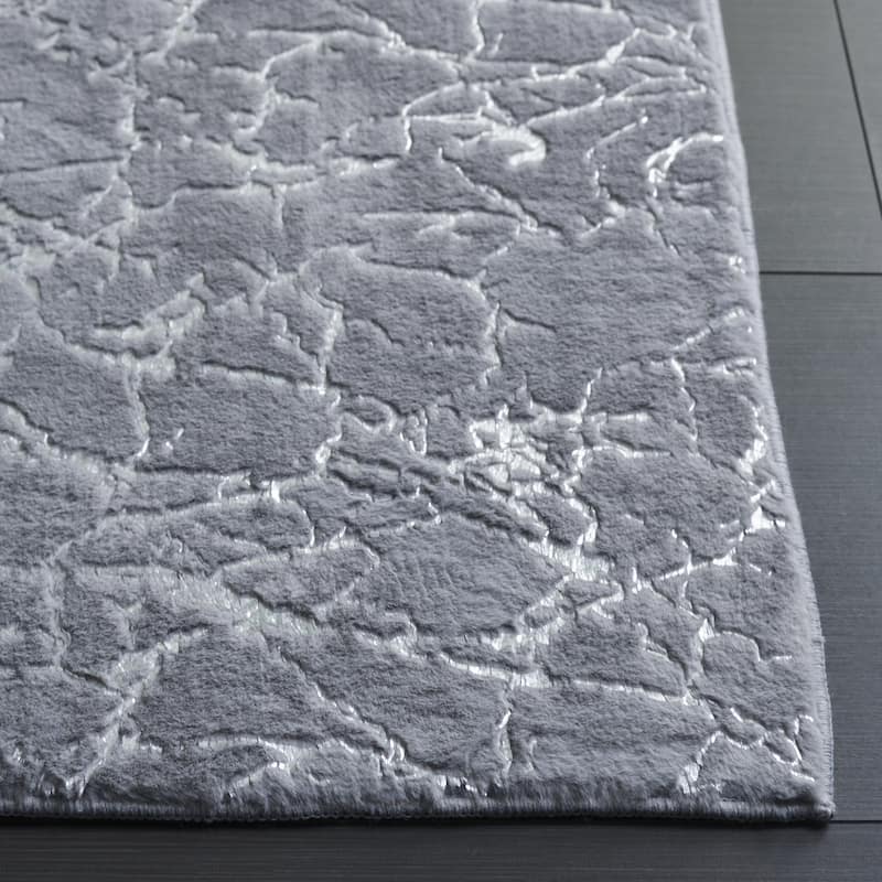 SAFAVIEH Faux Rabbit Fur Metallic Maiga Slip Resistant Rug