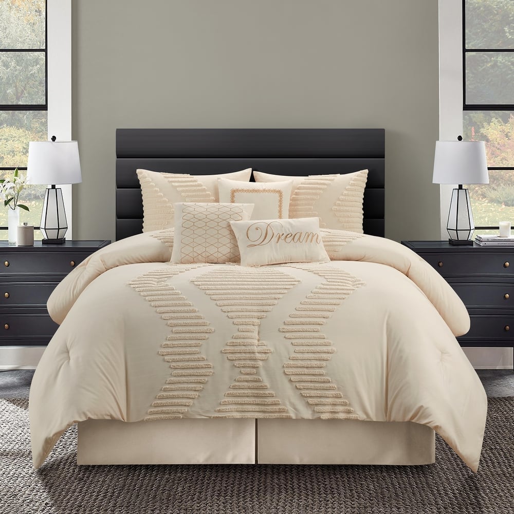Nanshing Zena 7 Piece Tufted Comforter Set