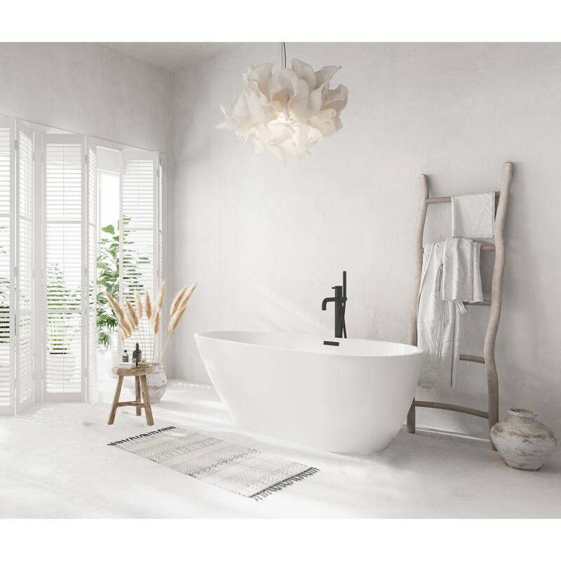 Hillary Bathtub in Glossy White
