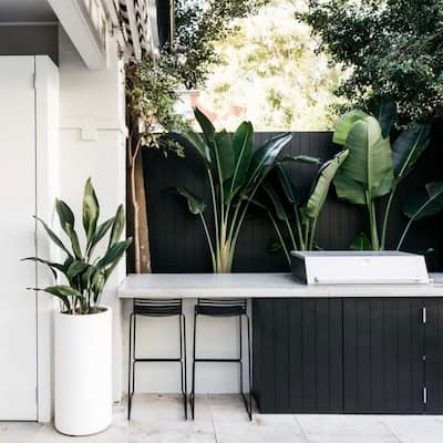 DreamPatio Fontana 10" dia x 19.7"H Fiberstone Cylinder Planter - 10" x 19.7"