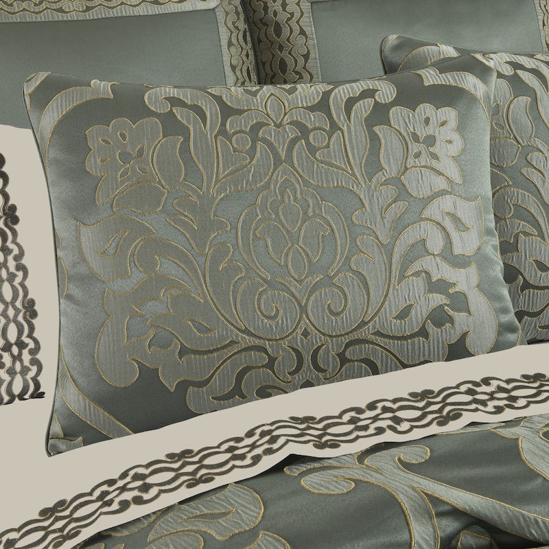 Five Queens Court Santino Comforter Set - California King