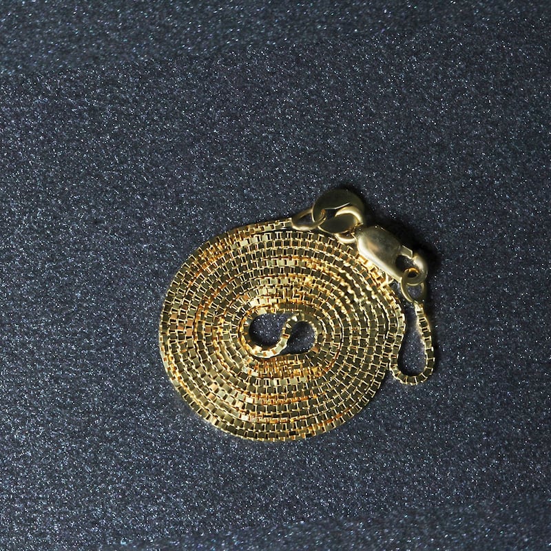 MayaMila 14k Yellow Gold Classic Box Chain 0.7mm