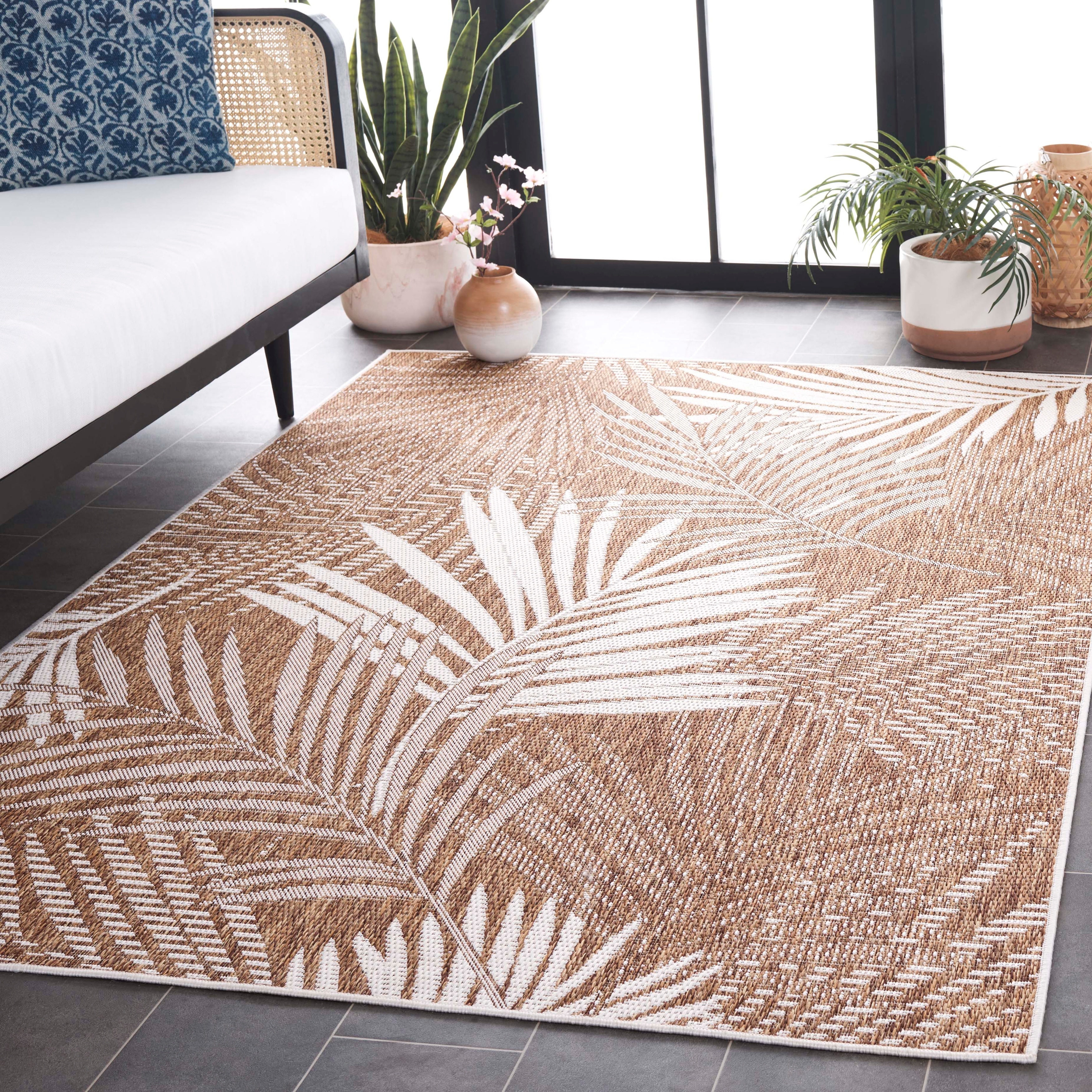 SAFAVIEH Beach House Nicomede Transitional Rug