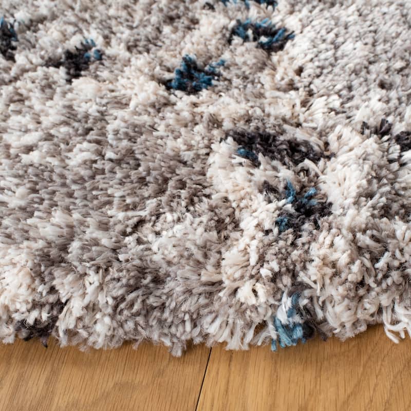 SAFAVIEH Morocco Zela Boho Tassel Rug