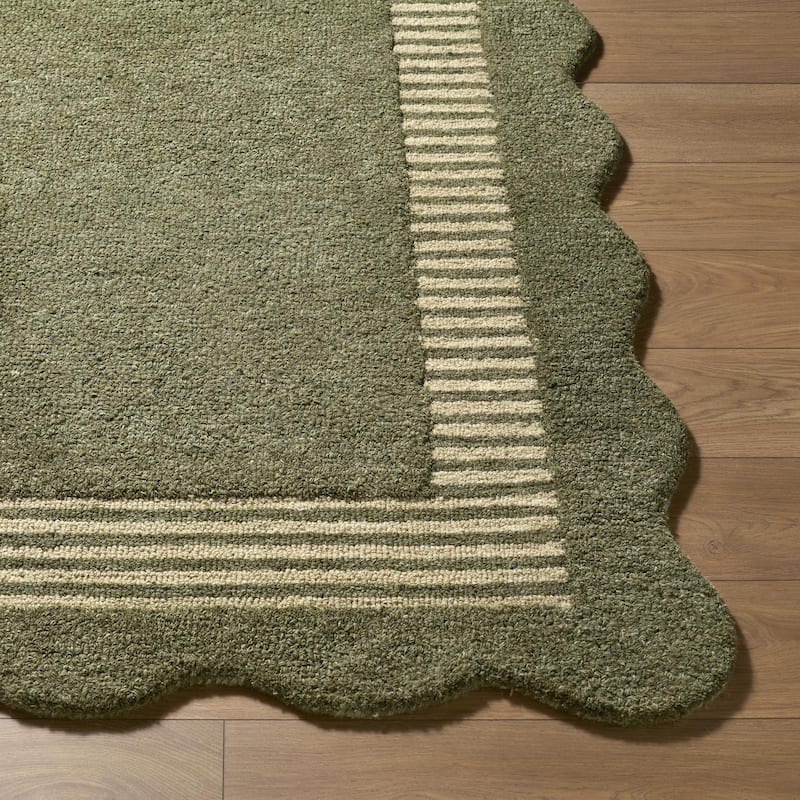 Livabliss Scalloped Modern & Contemporary Area Rug