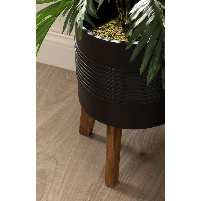 Kate and Laurel Gavri Metal Planter with Wood Stand - 11.25" Diameter