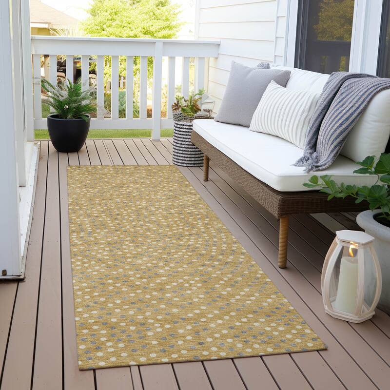 Machine Washable Indoor/ Outdoor Modern Dotty Chantille Rug - Gold - 2'3" x 7'6"