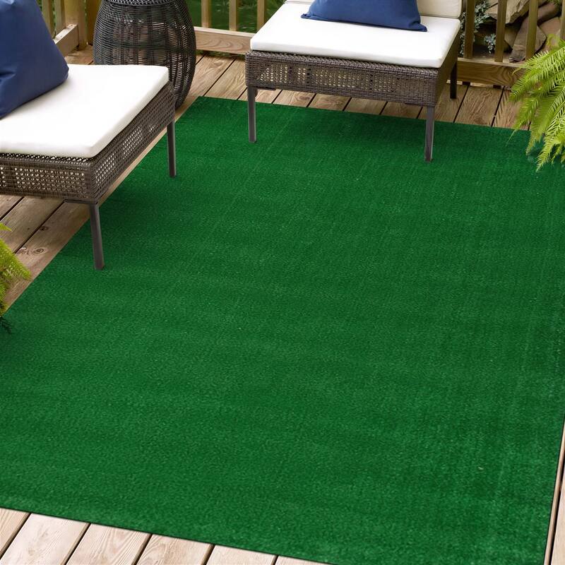 Artificial Turf Solid Grass Indoor Outdoor Area Rug - 5' x 7'