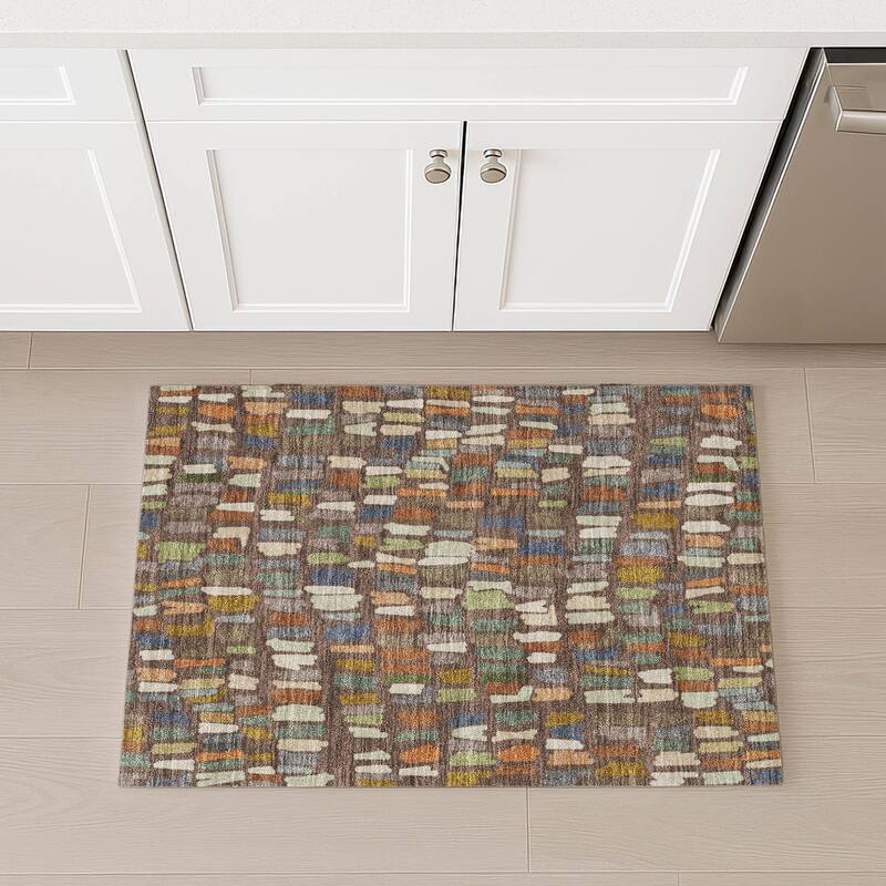 Machine Washable Indoor/ Outdoor Modern Mosaic Chantille Rug