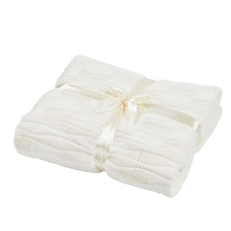 Home Soft Things Leaf Pattern FauxFur Throw Cozy Textured Blanket