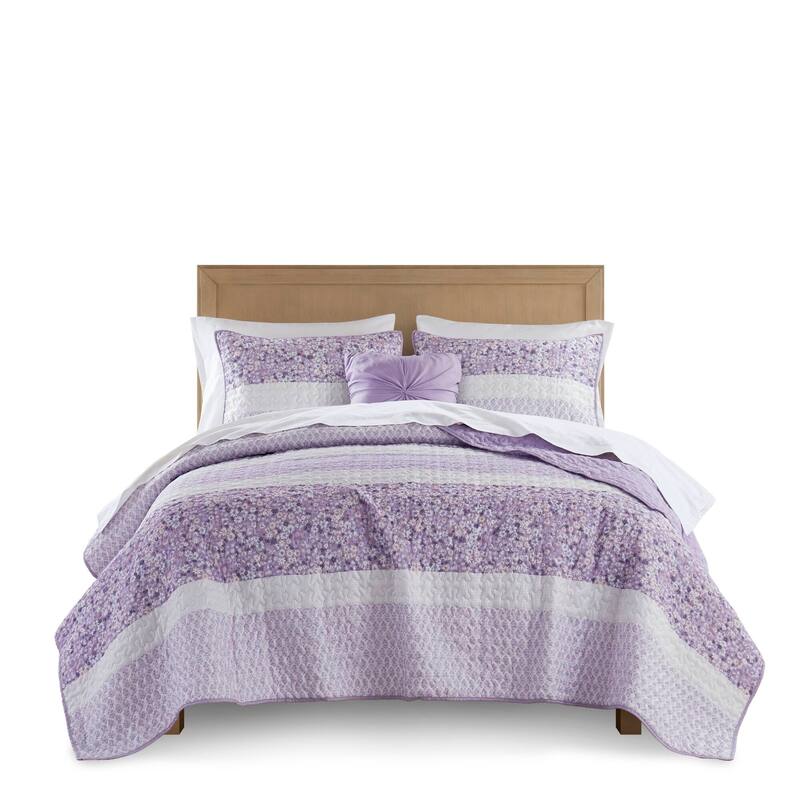 Madison Park Evian 4 Piece Seersucker Quilt Set with Throw Pillow